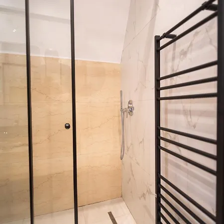 Bujtina Harusha Theth