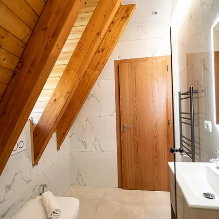 Bujtina Harusha 3* Theth