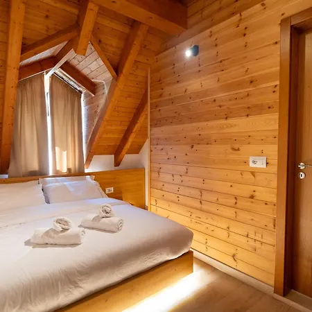 Bujtina Harusha 3* Theth