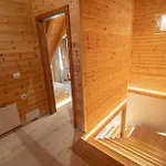 Bujtina Harusha 3* Theth