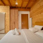 Bujtina Harusha Penzion 3*