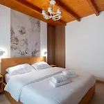 Bujtina Harusha Penzion 3*