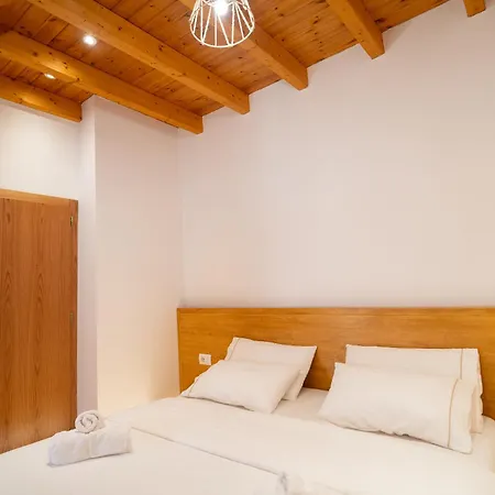 Bujtina Harusha Guest house Theth