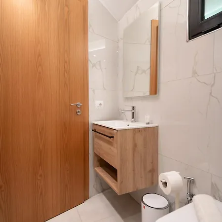 Bujtina Harusha Guest house Theth