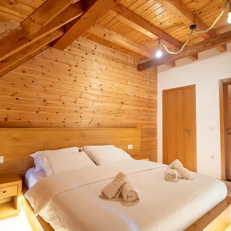 Guest house Bujtina Harusha