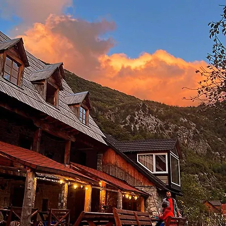 Bujtina Harusha Konukevi